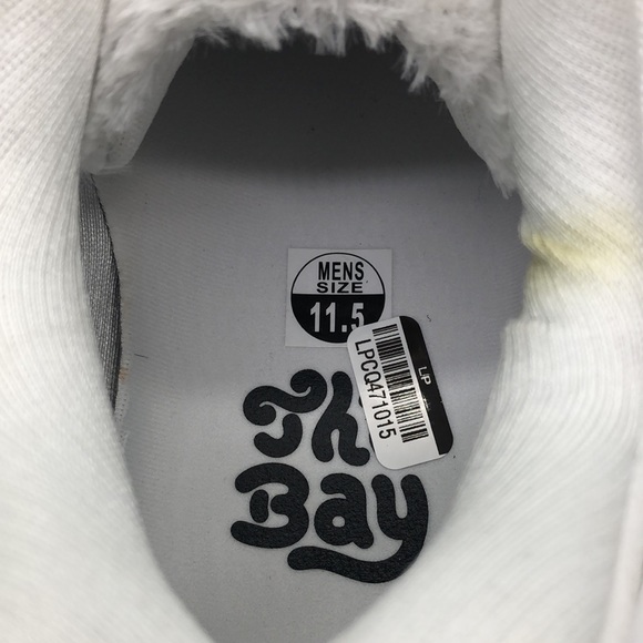 Mens Nike Air Max 1 The Bay White University Red FJ4451-100 Marked Size 11.5 - Picture 8 of 14